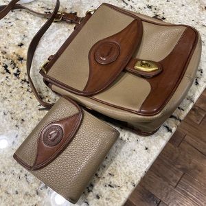 Dooney & Bourke leather crossover, matching wallet